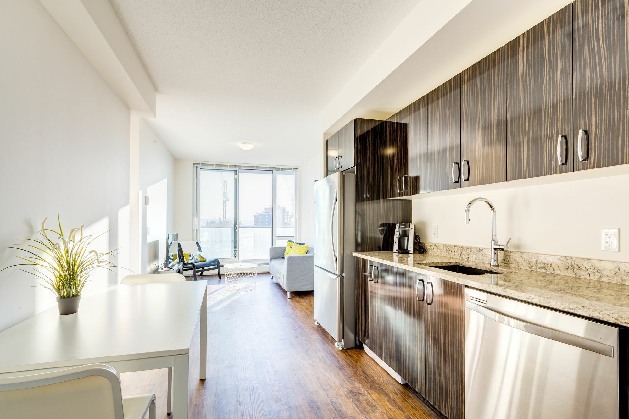 Suite Digs N3 Calgary Exterior photo