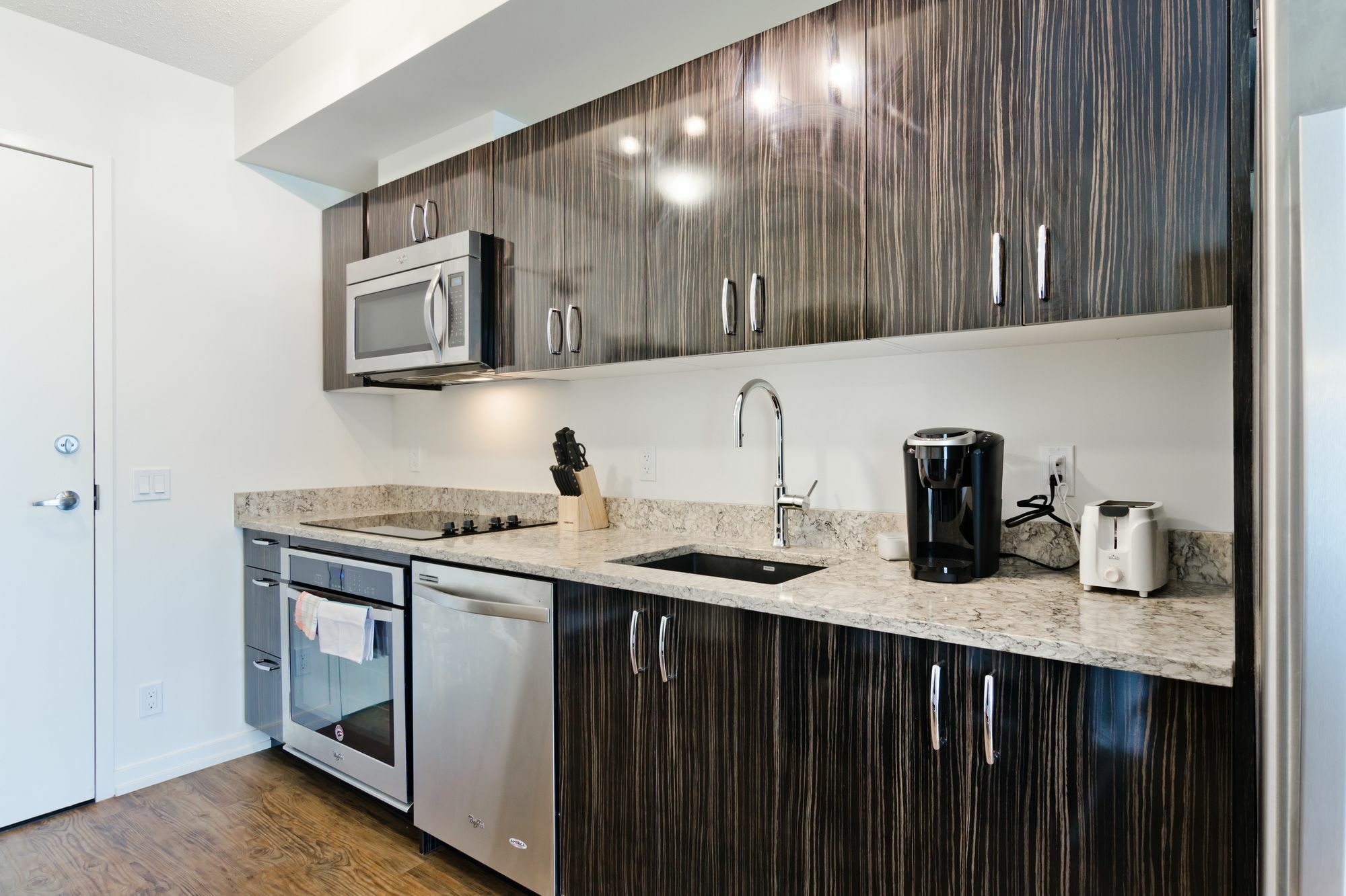 Suite Digs N3 Calgary Exterior photo